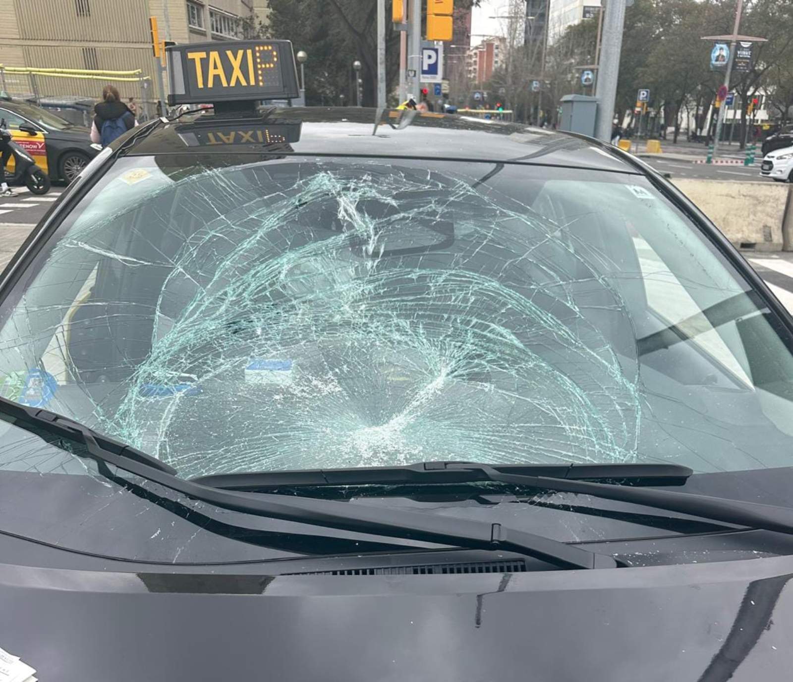 taxi destrossat sants