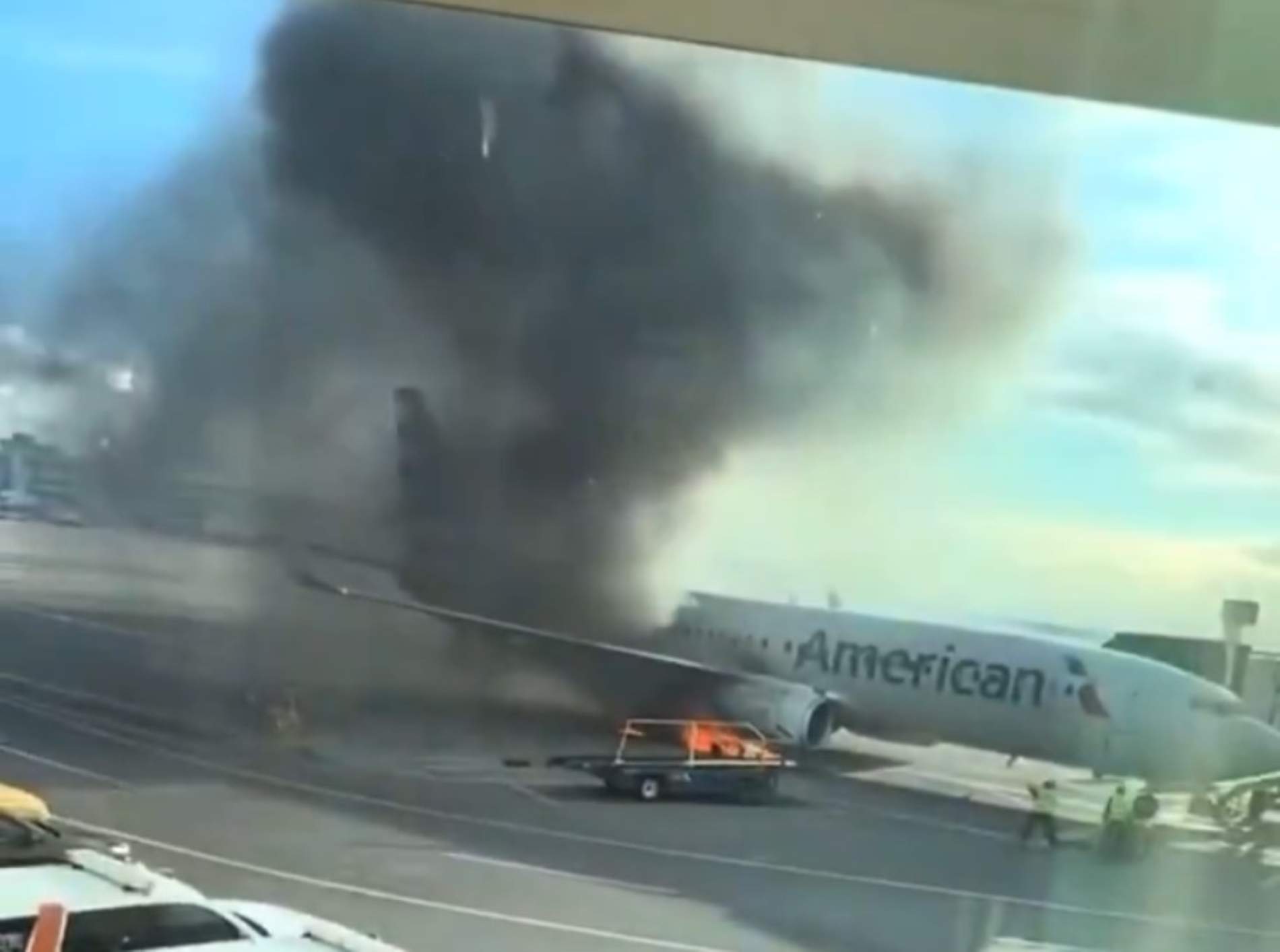 Incendio American Airlines Denver Redes Socialesç