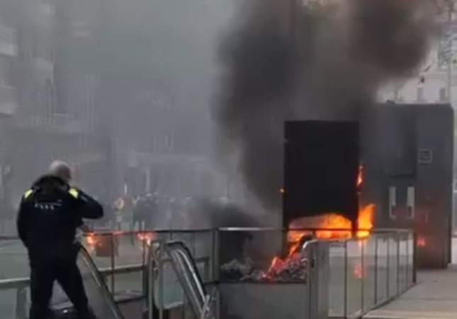 Incendi Sant Antoni Metro barcelona