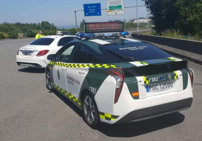 EuropaPress 1652041 galicia la guardia civil coescombros detecta taxis no hacen uso taximetro pese
