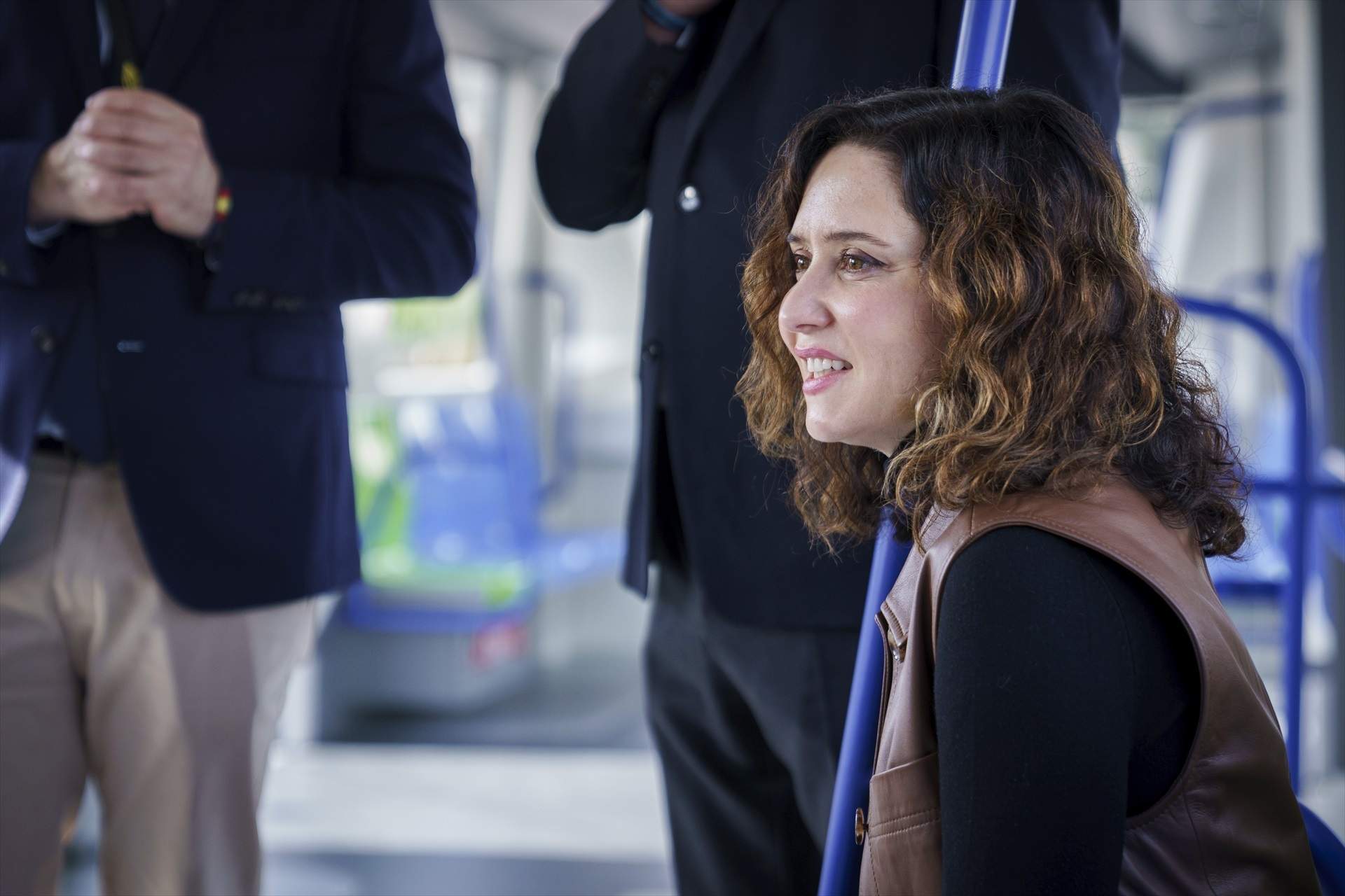EuropaPress 6663341 presidenta comunidad madrid isabel diaz ayuso visita exposicion nuevo tren