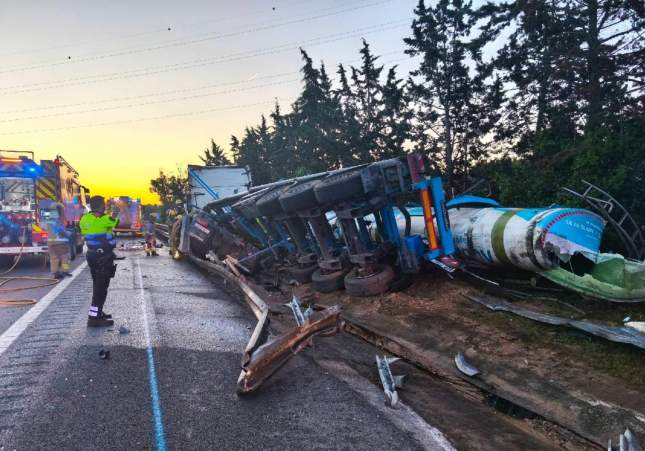 accidente camión roca del vallès
