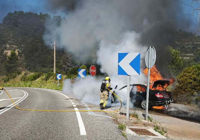 incendi cotxe tivissa
