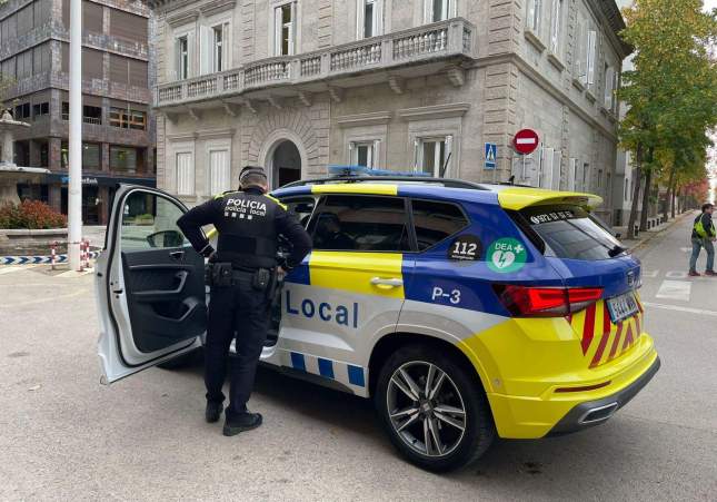 Nou cotxe Policia Local Banyoles 2 (1)