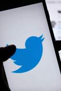 EuropaPress 3077363 filed 23 april 2019 berlin person holds phone displaying the logo of the