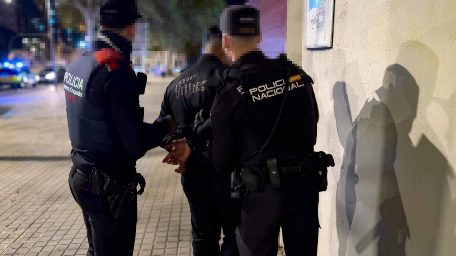 MOSSOS I POLICIA NACIONAL