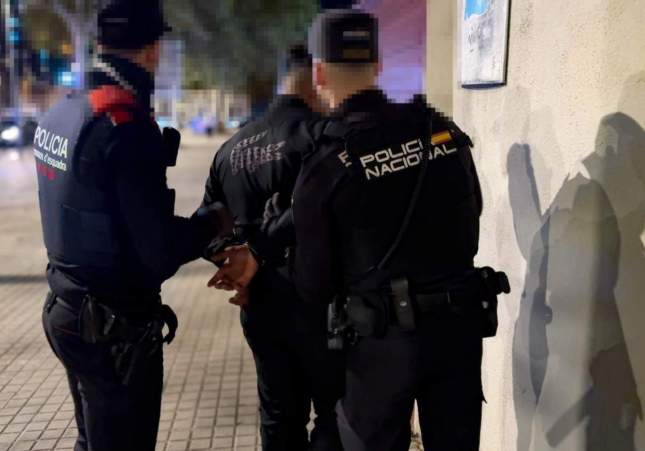 MOSSOS I POLICIA NACIONAL