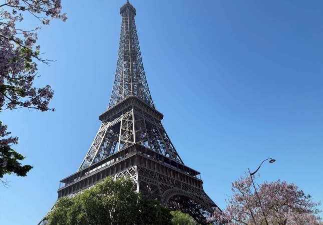 EuropaPress 6685281 production 06 april 2025 france paris the eiffel tower shines in new coat