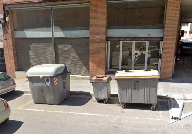 contenidors manresa avinguda de les bases plaça creu