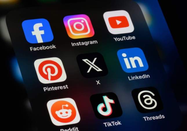 xarxes socials mòbil
