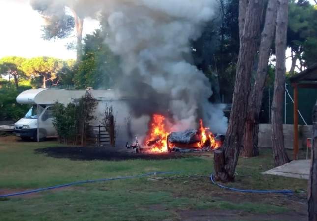 incendi caravana gavà