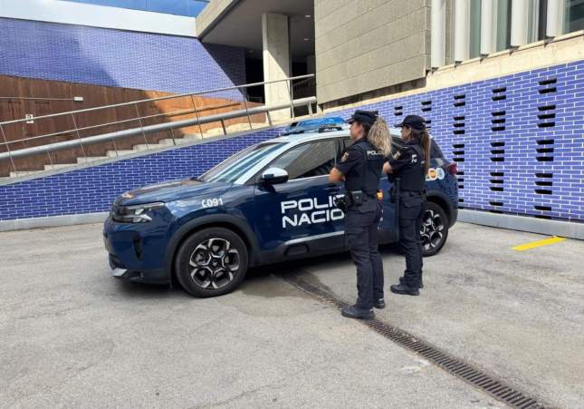 policia nacional dones