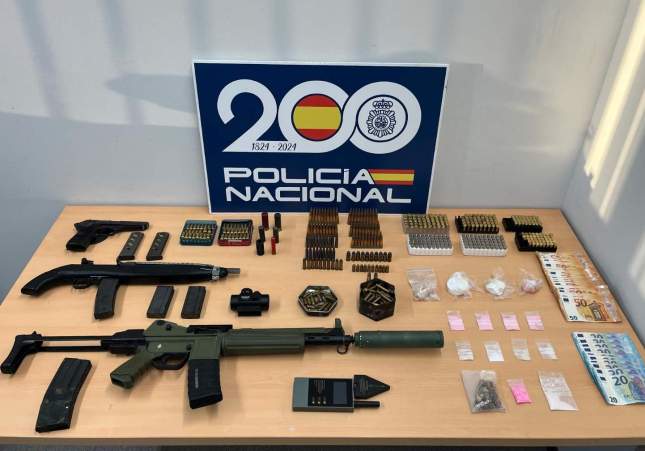 armas de guerra y cocaína barcelona armas de guerra y cocaína barcelona