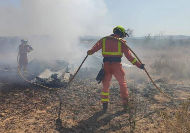 Imagen de la avioneta estrellada en Requena