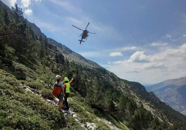 rescat bombers helicopter muntanya queralbs