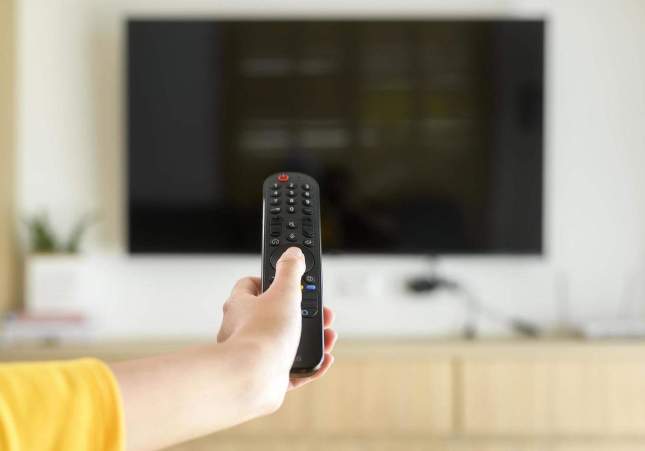 Comandament a distància canviant de canals de televisió