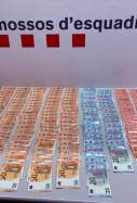 dinero billetes mossos