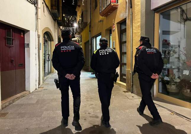 mossos i policia local de la bisbal d'empordà