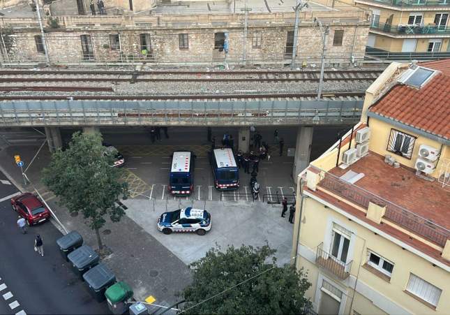 mossos desallotjament girona acn