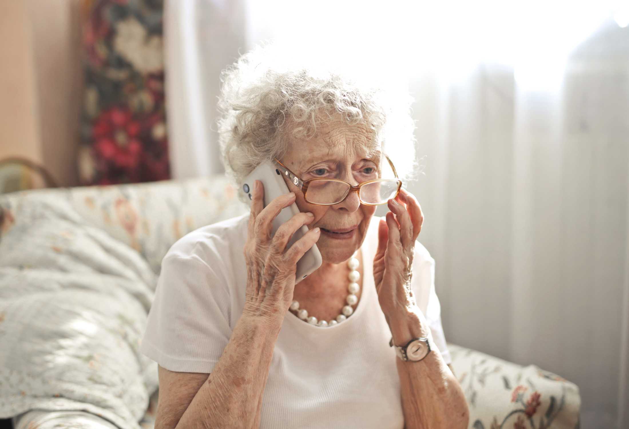 avia telefon freepik