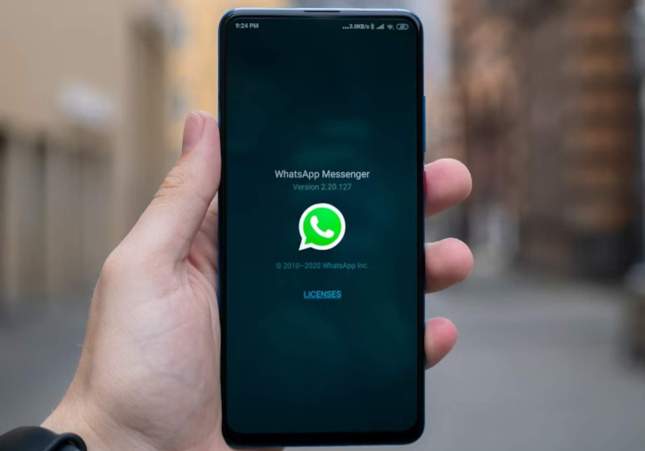 WhatsApp recurs