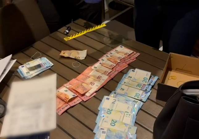 Imagen del dinero decomisado durante los registros / Guardia Civil Imagen del dinero decomisado durante los registros / Guardia Civil