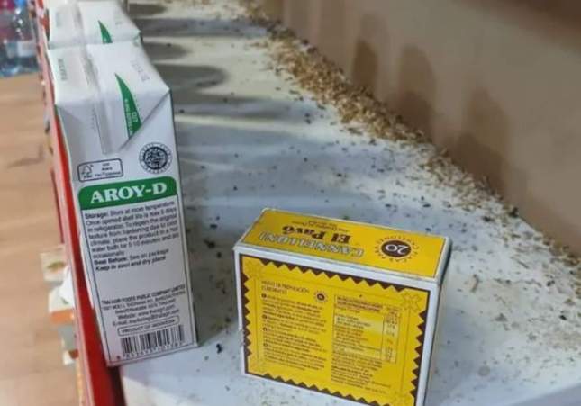 Estantería sucia en el supermercado   Guàrdia Urbana Estantería sucia en el supermercado   Guàrdia Urbana