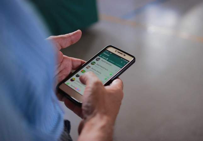 mobil whatsapp pixabay