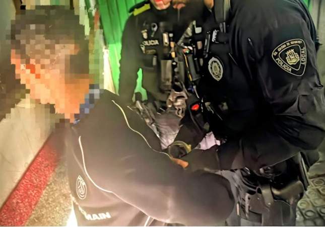 detenció policia local santa coloma de gramenet