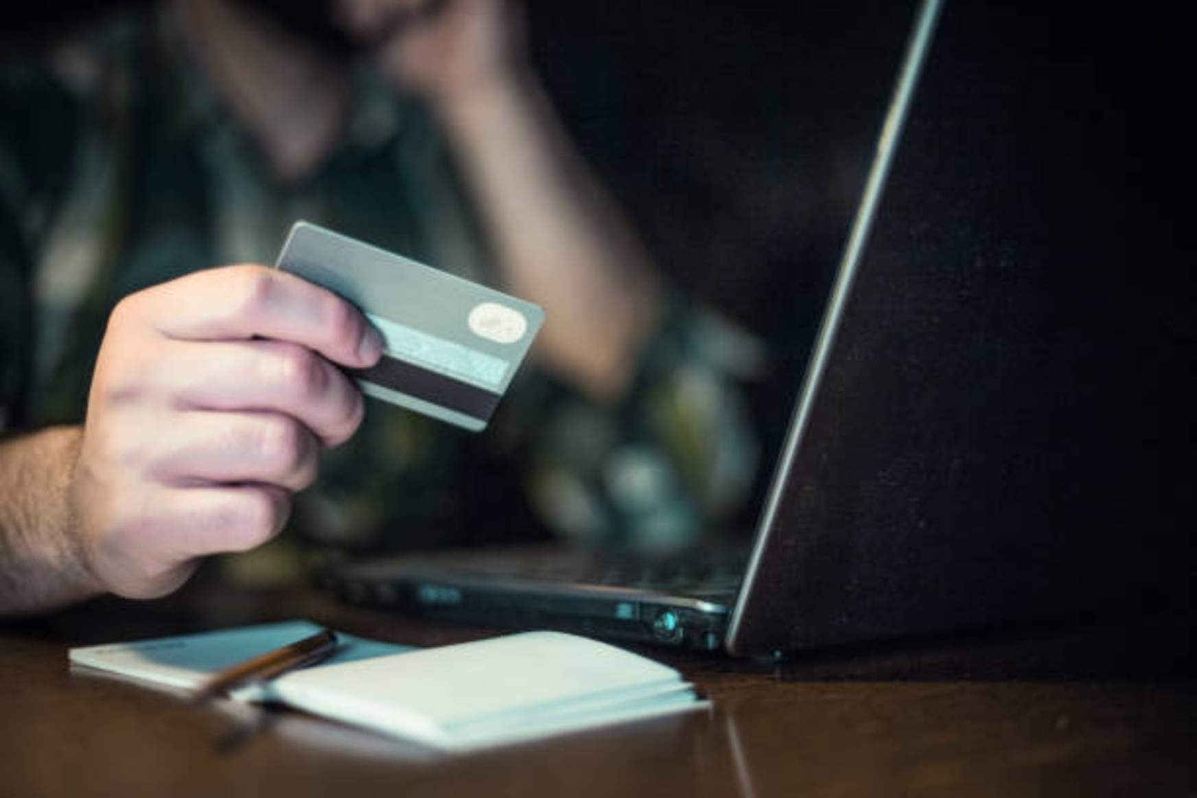 black friday estafa (1)