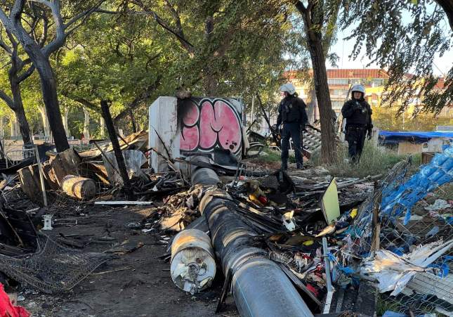 desallotgen assentament barraques barcelona