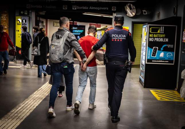 Mossos d'Esquadra - Pla Kanpai - Barcelona ACN