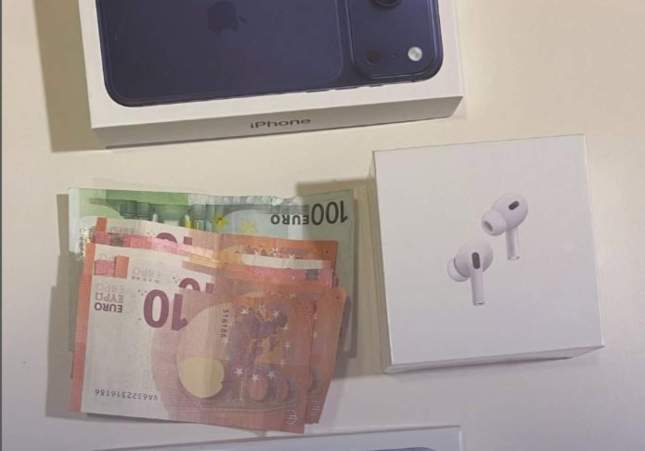 mobil i auriculars estafa