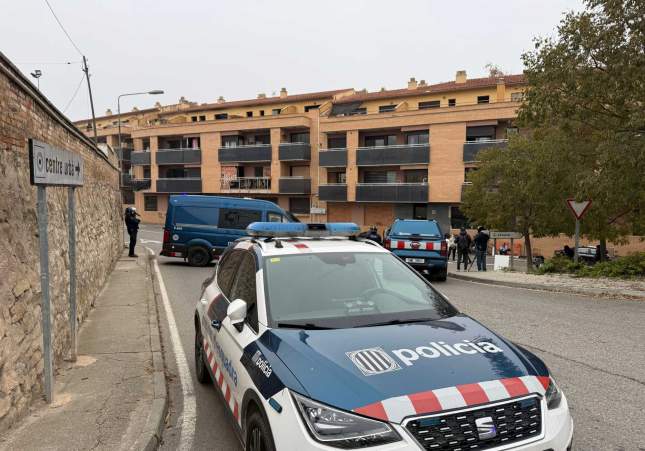 mossos desallotjament borges blanques oriol bosch acn mossos desallotjament borges blanques oriol bosch acn