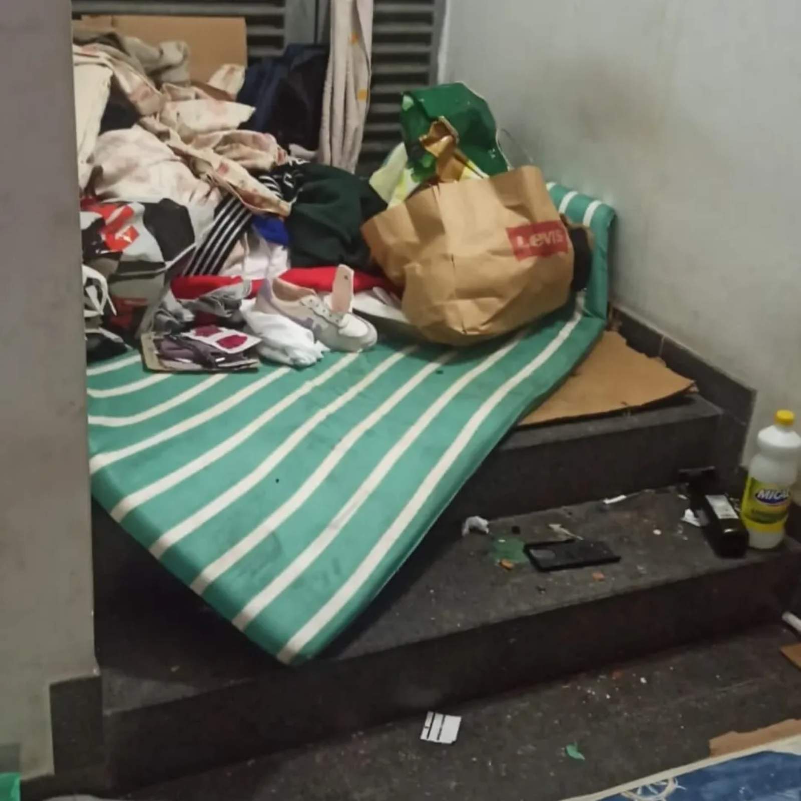 ocupa detingut l'hospitalet