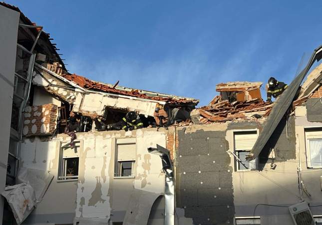 Personal d'emergències treballant al lloc de l'explosió / Emergencias Madrid Personal d'emergències treballant al lloc de l'explosió / Emergencias Madrid