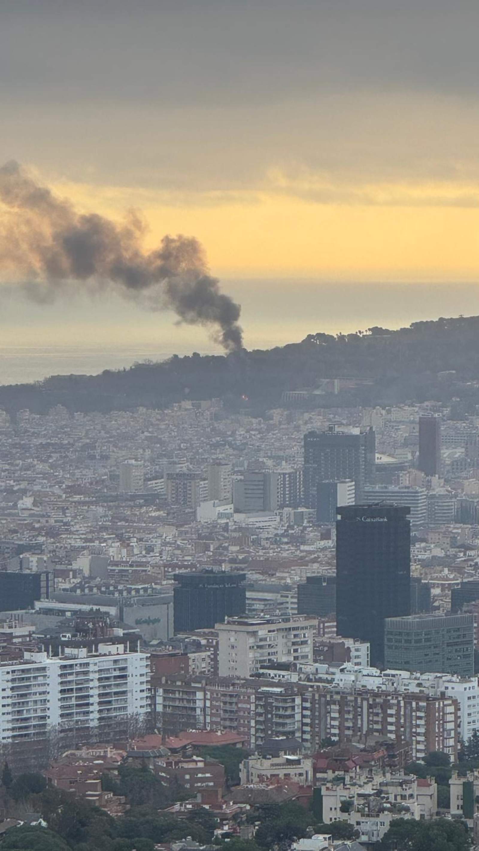 incendi montjuïc (1) incendi montjuïc (1)