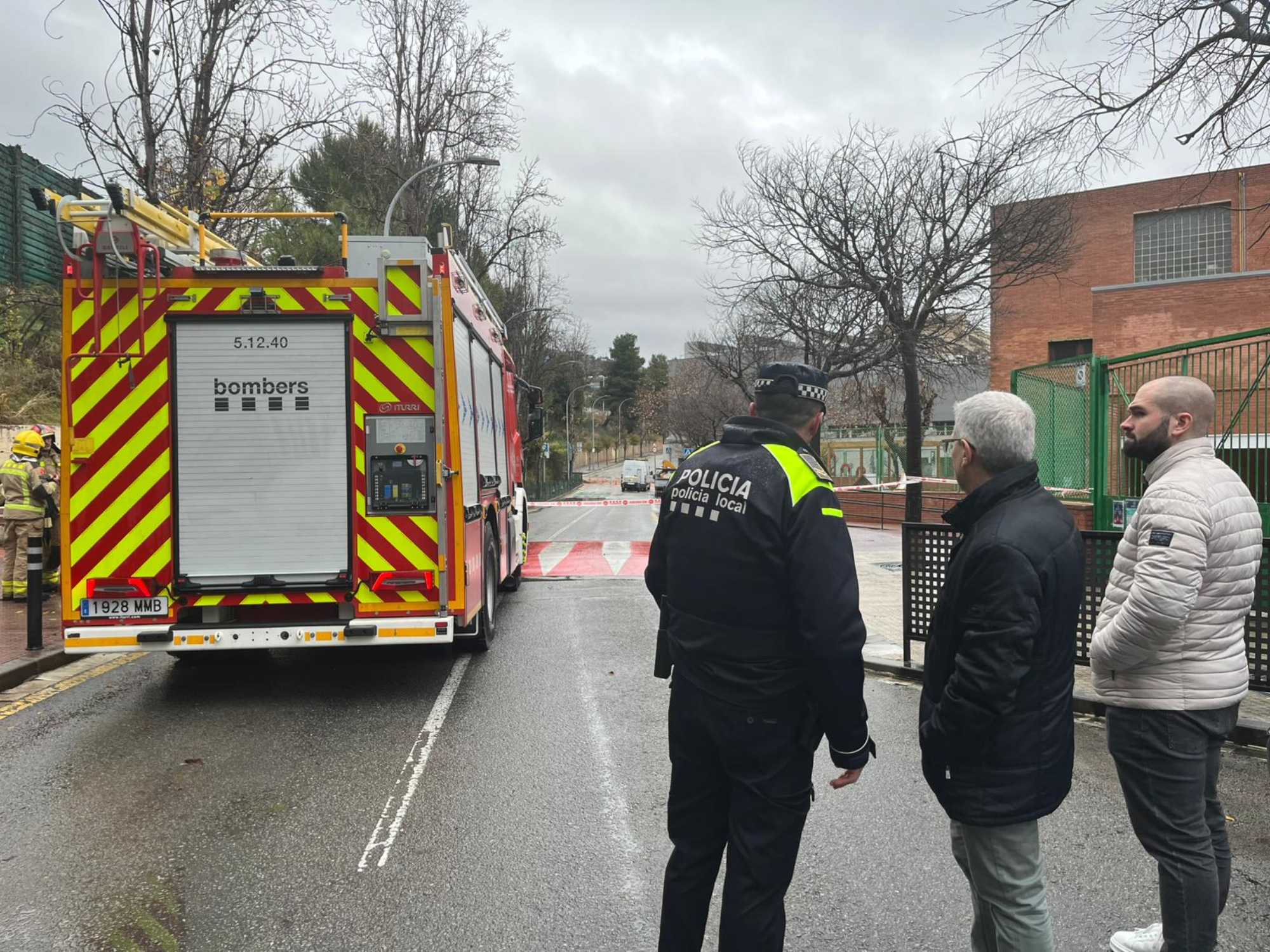 fuita gas escola esplugues