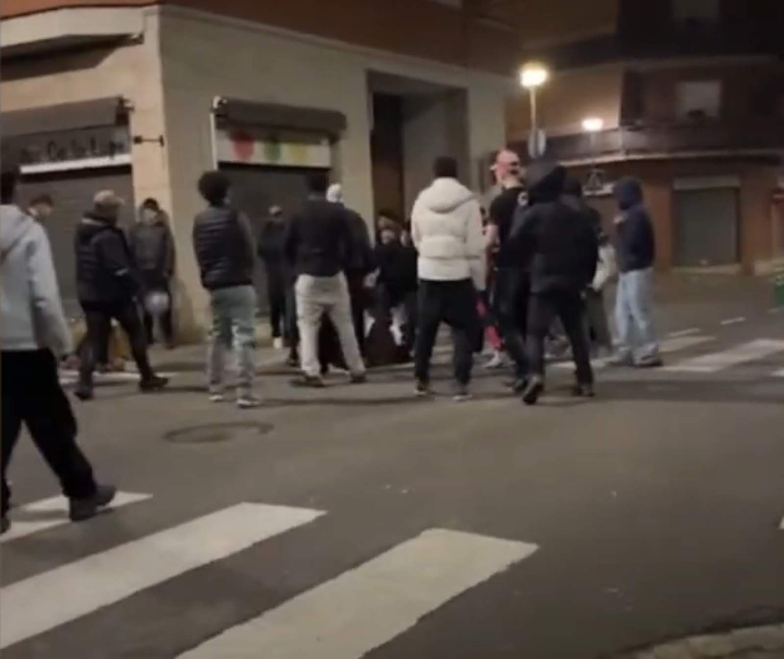 Brutal pallissa grupal a una parella d'adolescents durant la Festa Major d'Hivern d'Argentona