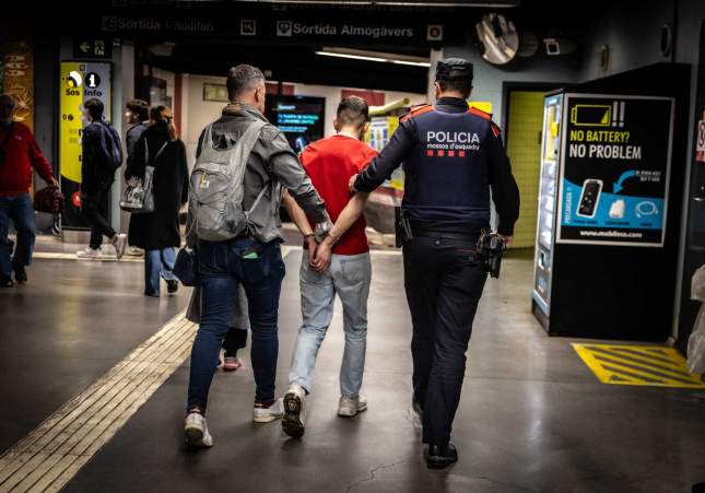 Lladres Barcelona ACN 002