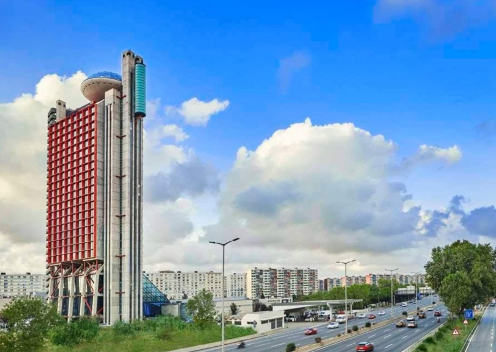 hotel hyatt regency barcelona tower