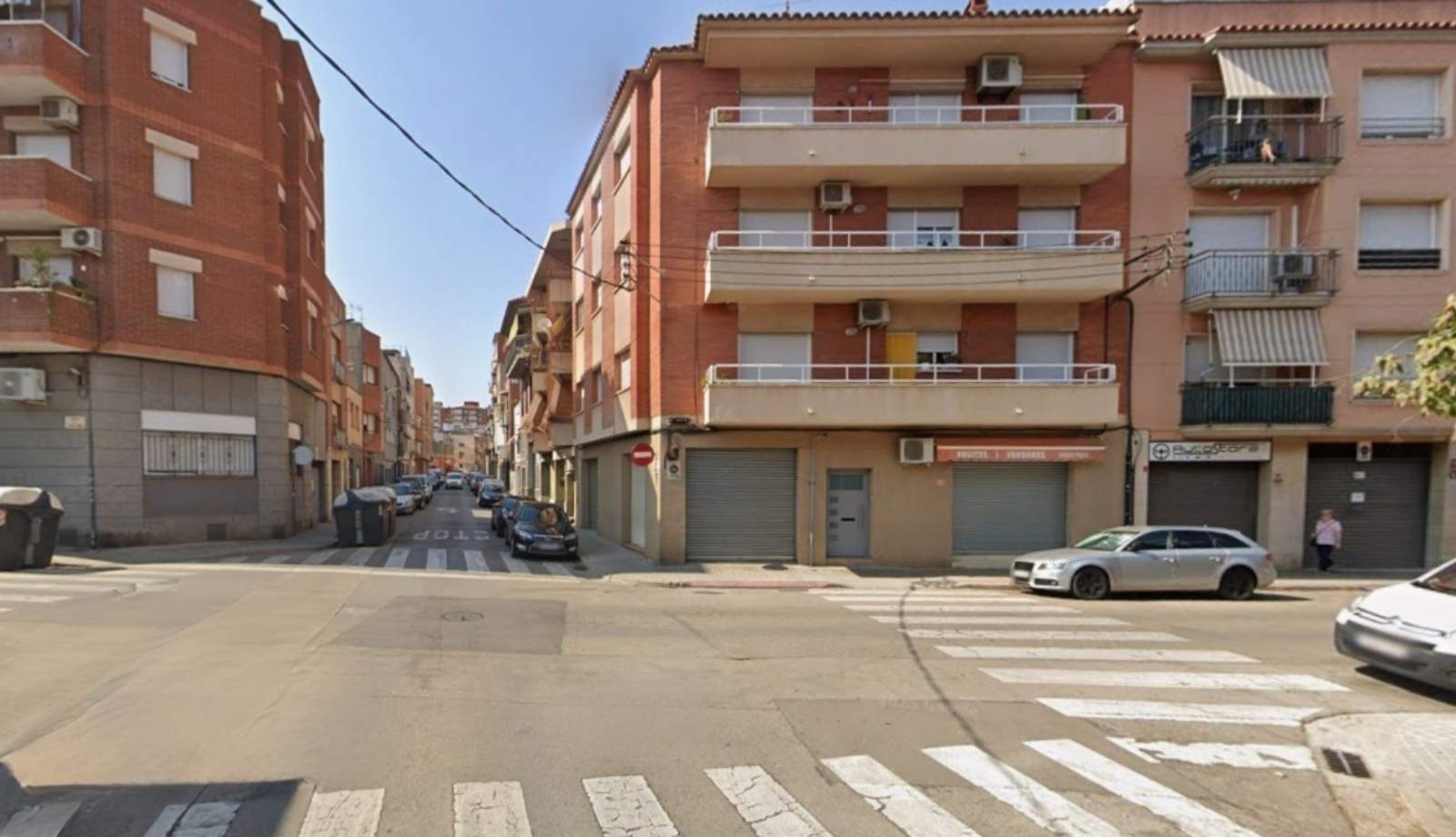 c  santiago rusiñol amb c  esglèsia romànica sabadell