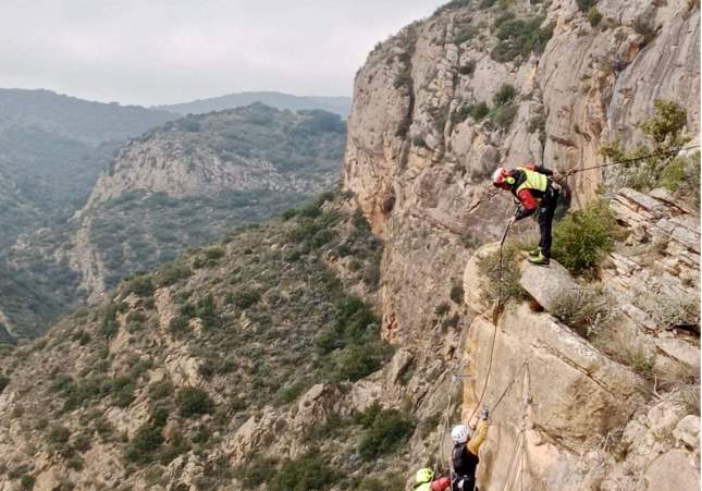 Rescate en la vía ferrata Cágate Lorito / Bomberos