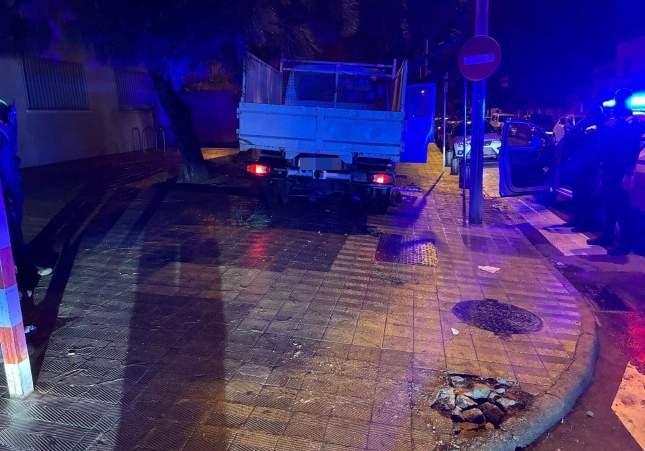 accidente Figueres furgoneta robada (1)