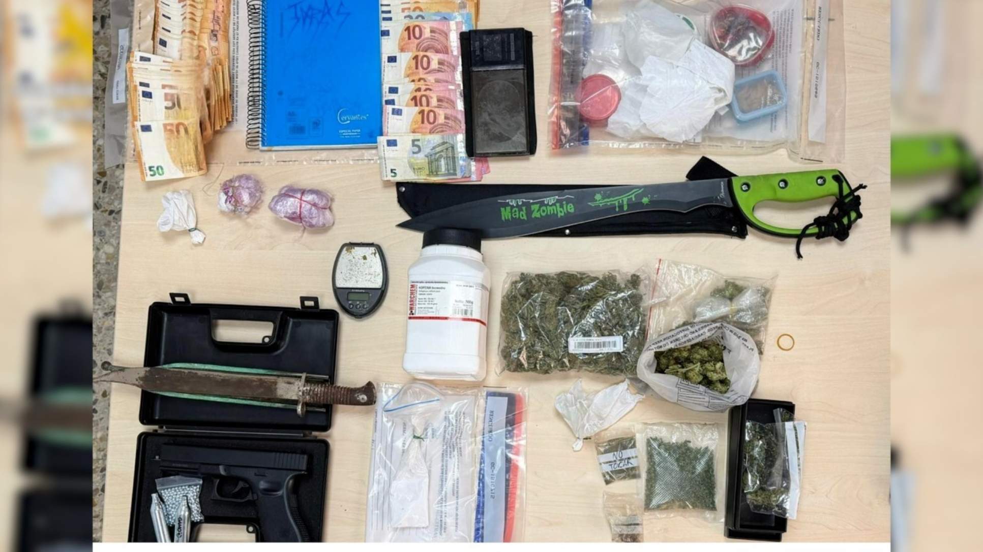 material incautat guardia civil saragossa