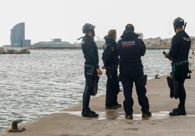 Mossos d'Esquadra port barcelona james gracey
