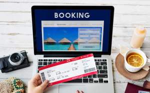 booking hotel reservation travel destination concept / Freepik