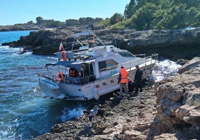 rescat vaixell ametlla de mar