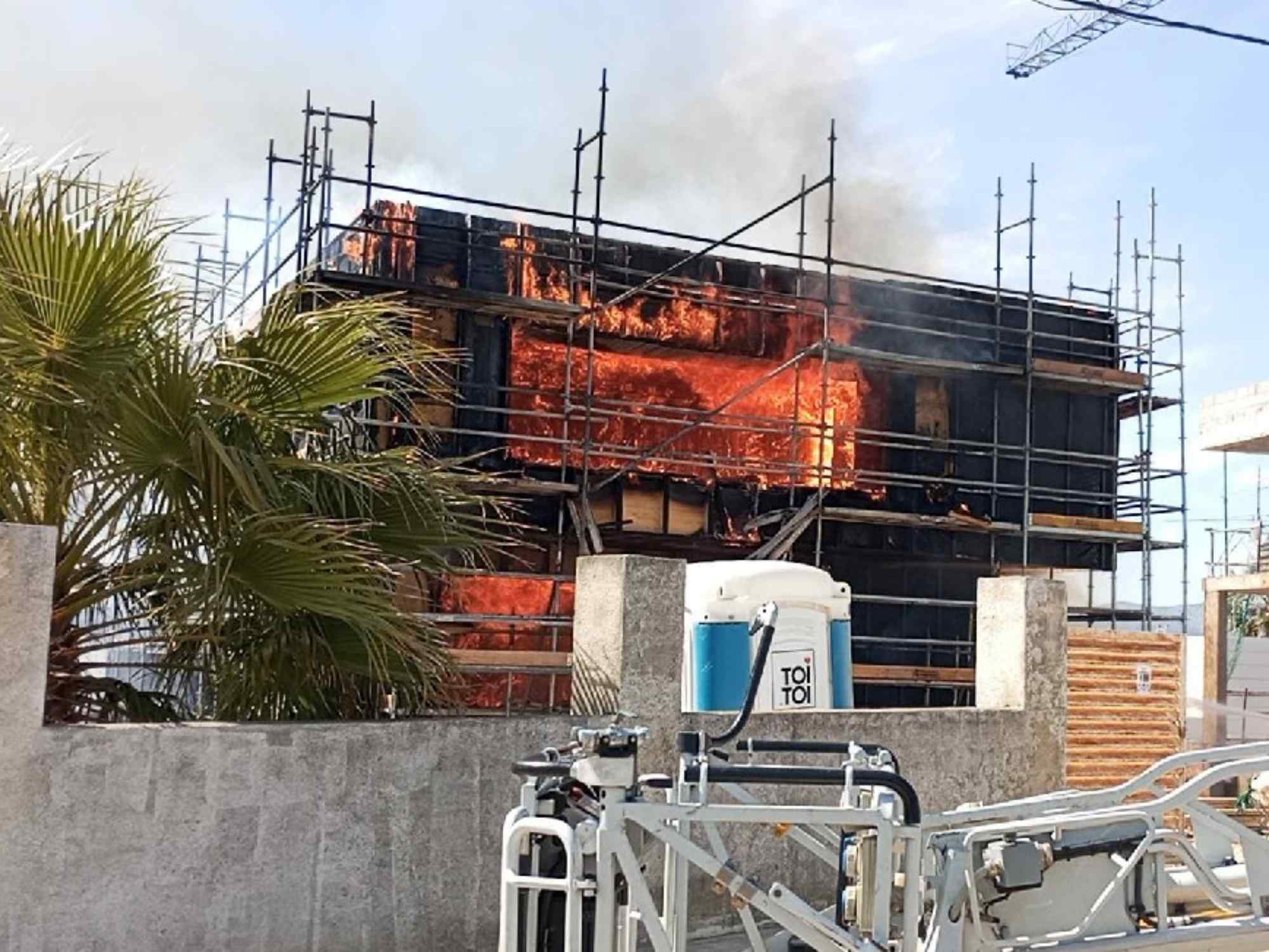 incendi casa fusta sant pere ribes