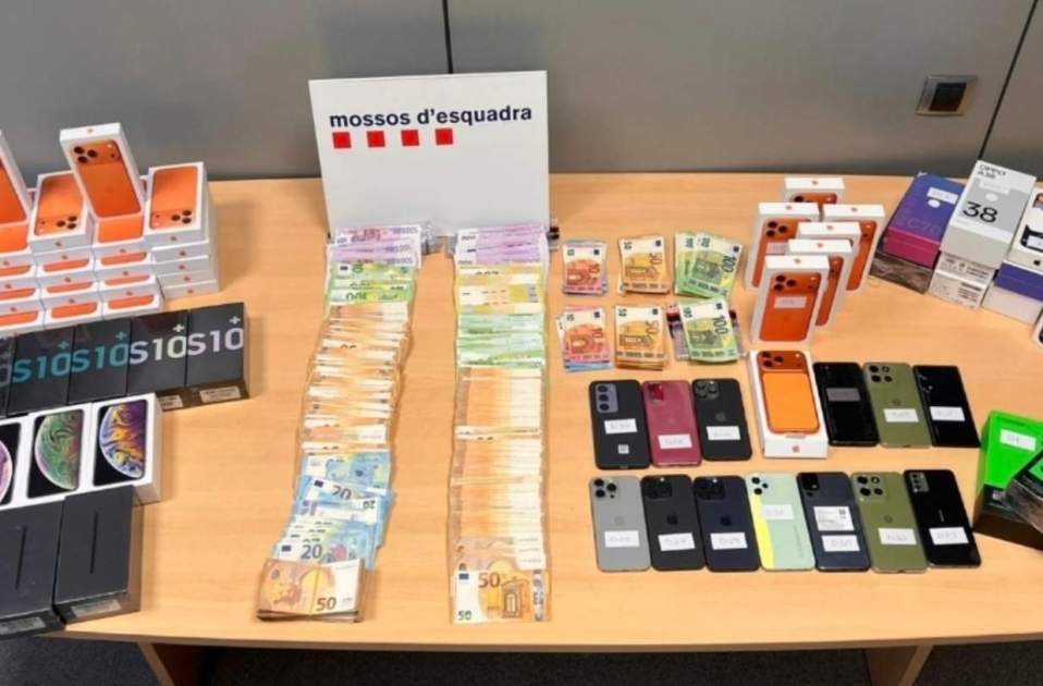 Material que la policía intervino / Mossos
